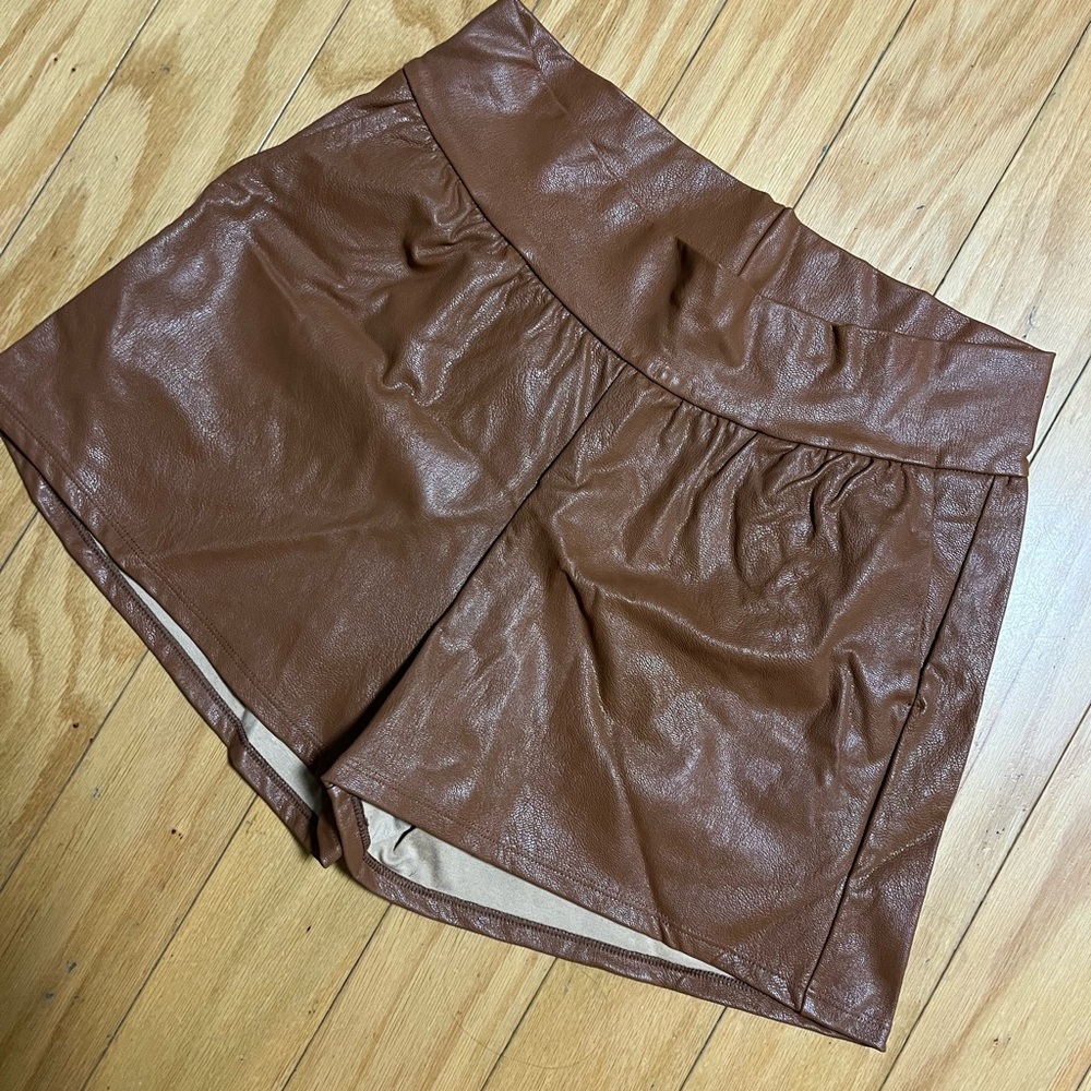 Commando faux leather shorts NWT